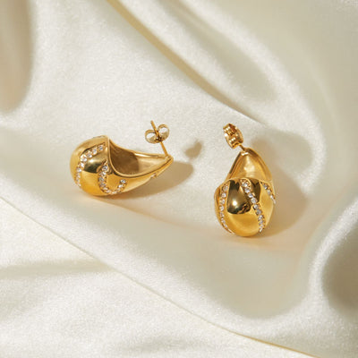 Quilla Teardrop Earrings