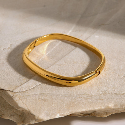 Freja Oval Bracelet