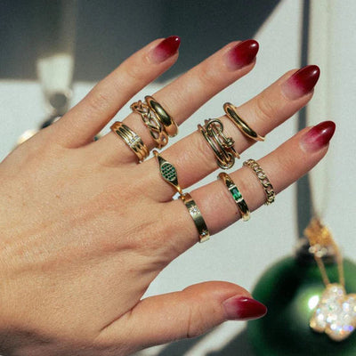Annika Star Ring