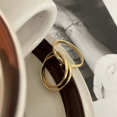 Esme Loop Ring