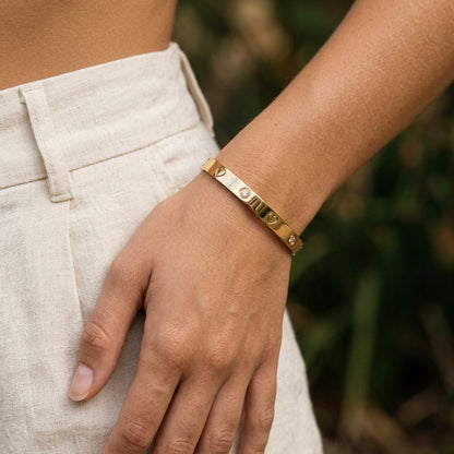 Linnea Heart Bracelet
