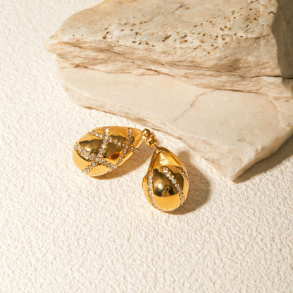 Quilla Teardrop Earrings