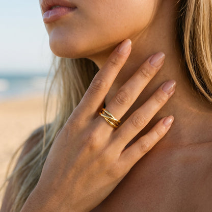 Esme Loop Ring