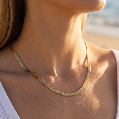 Maren Herringbone Necklace