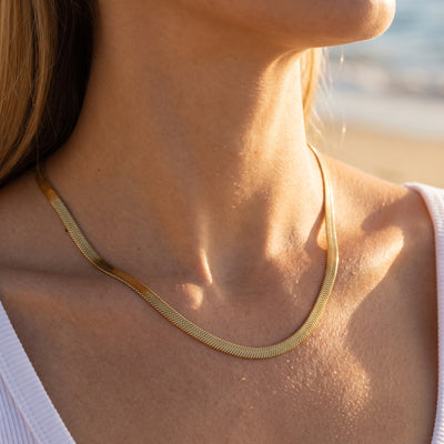 Maren Herringbone Necklace