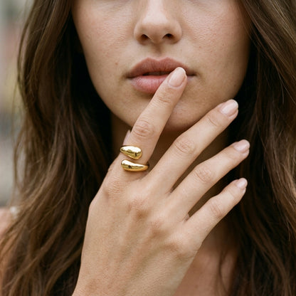 Venetian Embrace Ring