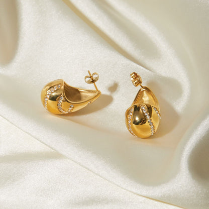 Quilla Teardrop Earrings
