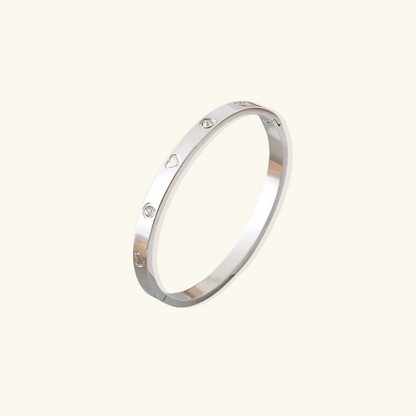Linnea Heart Bracelet