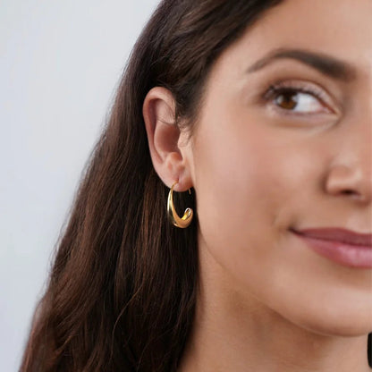 Reine Hoop Earrings