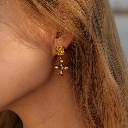 Birdie Gold Earrings