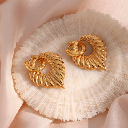 Marguerite Drop Earrings