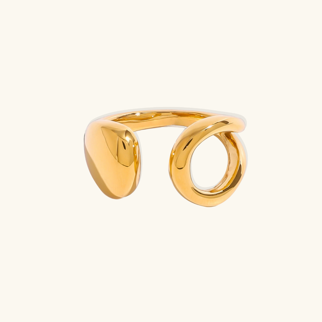 Nellie Ring