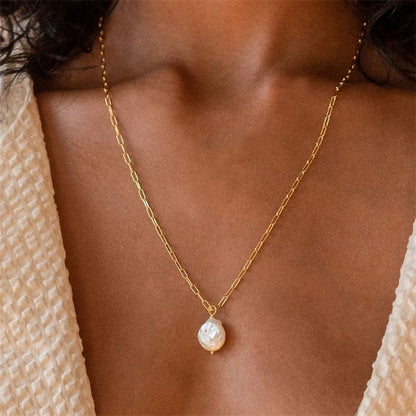 Yelena Pearl Necklace