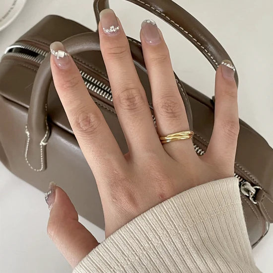 Esme Loop Ring
