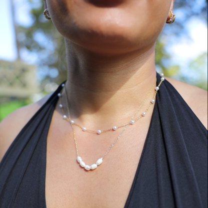 Refined Pearl Necklace