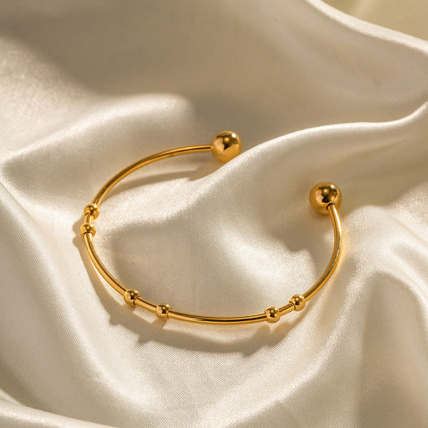 Calista Bangle