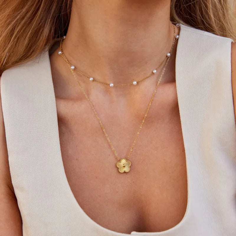 Wren Clover Necklace