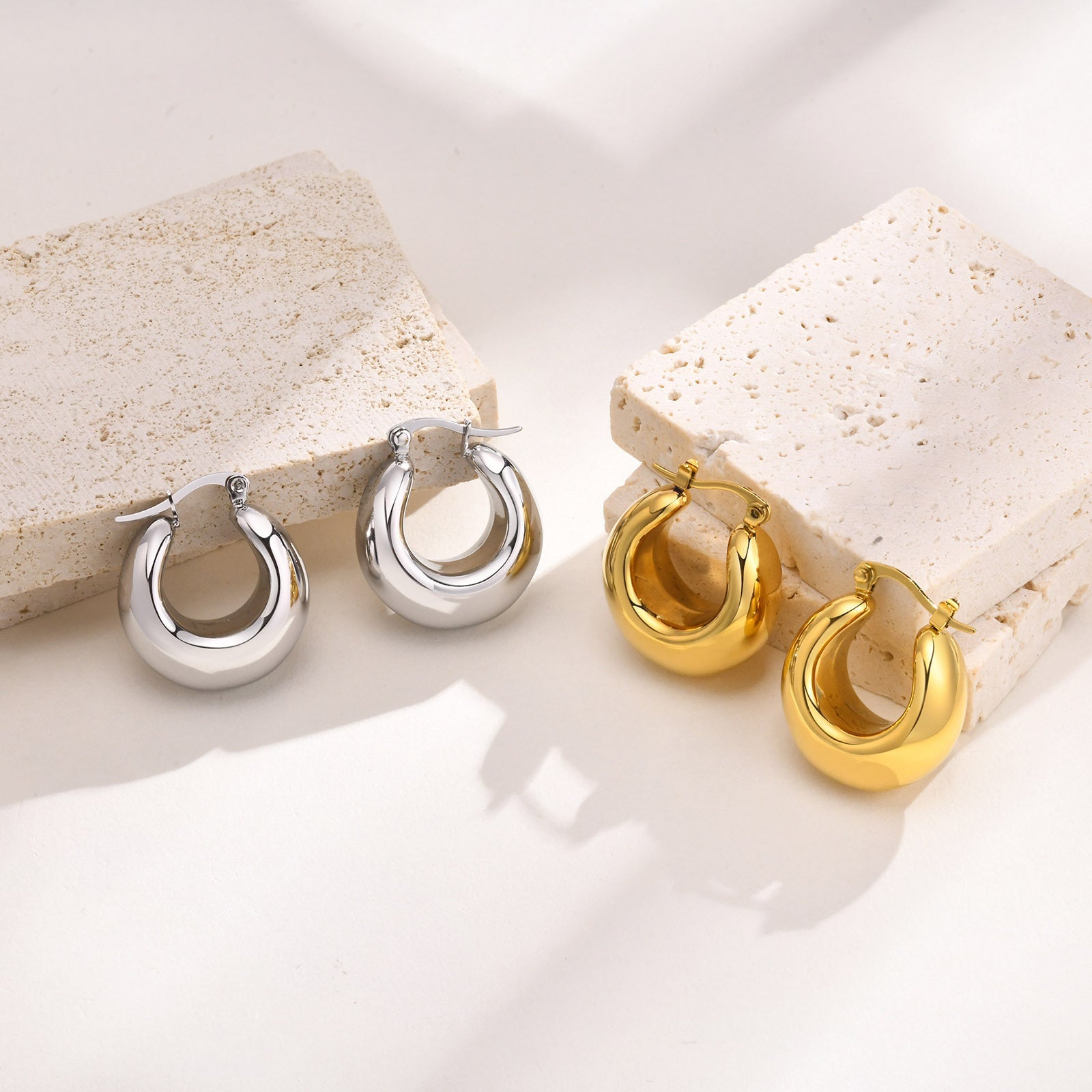 Linnet Hoop Earrings