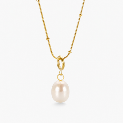Zephyra Pearl Necklace