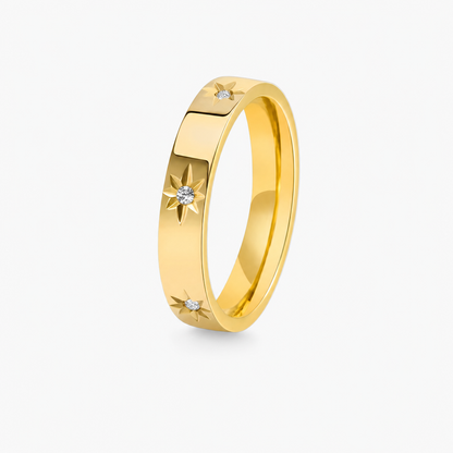 Annika Star Ring