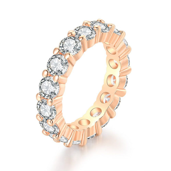 Éclora Classic Solitaire Ring