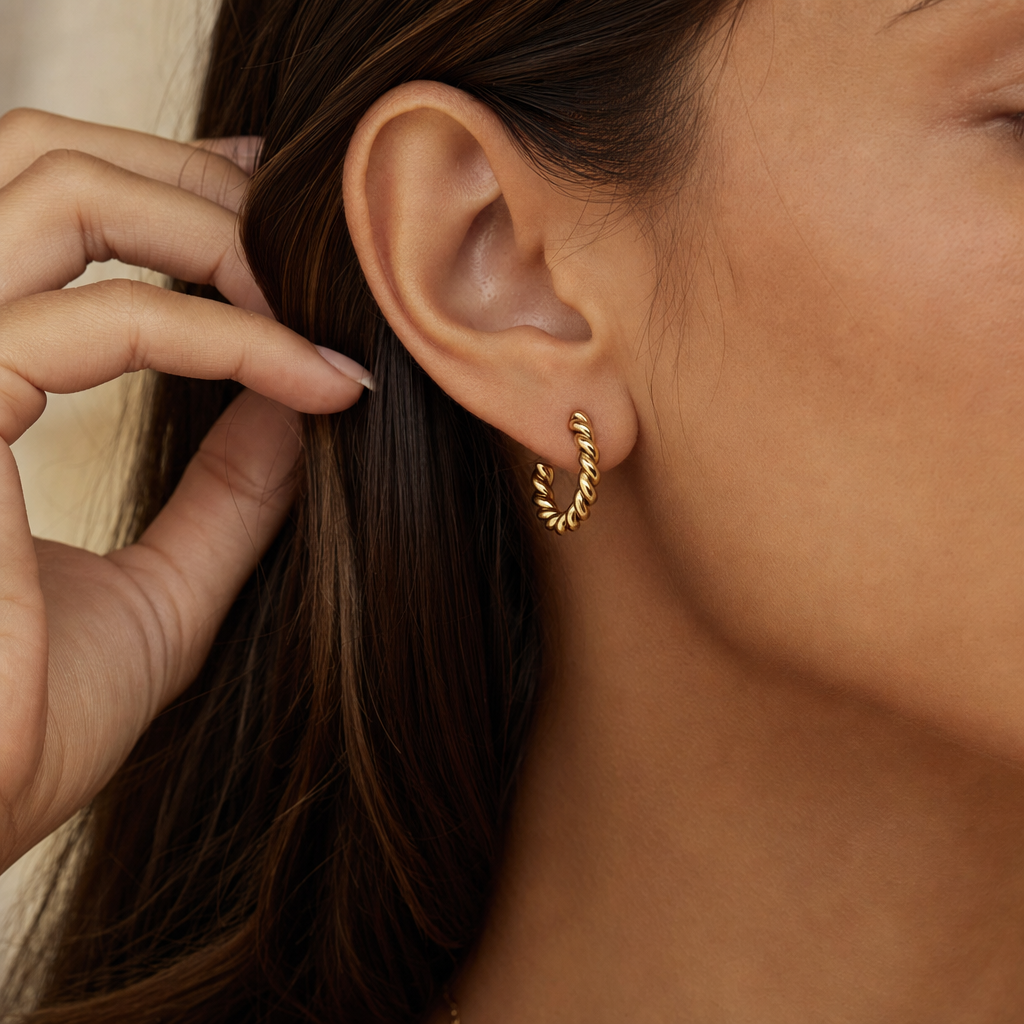 Twisted Hoops in gold
