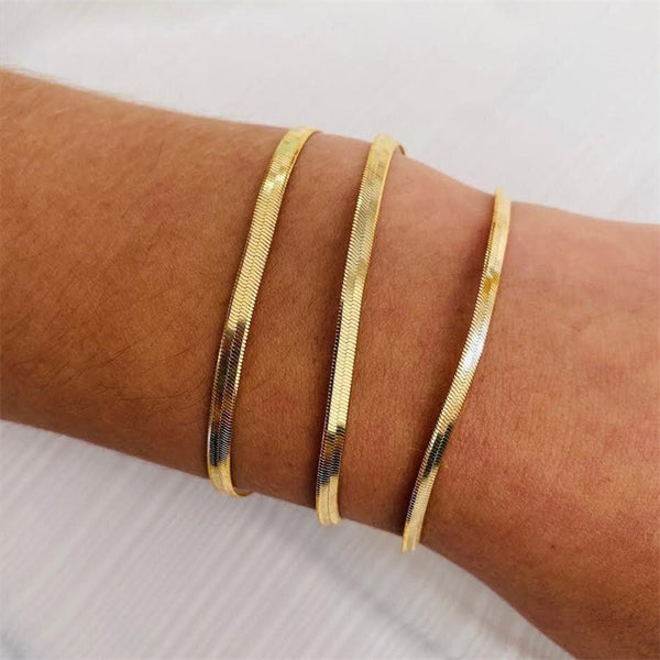 Stella Herringbone Chain Bracelet