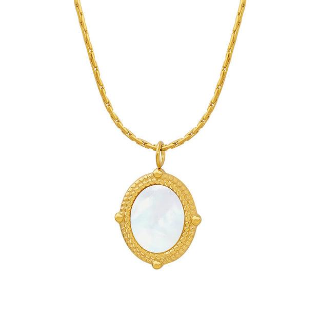 Jada Gold Shell Pendant