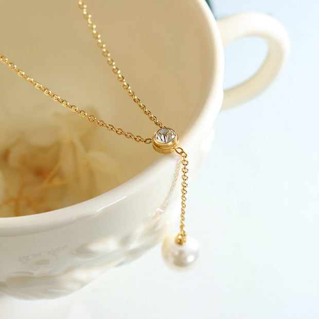 Lila Crystal Pearl Gold Necklace