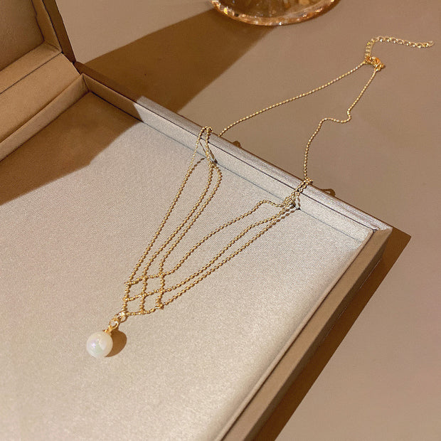 The Liliafrea Pearl Necklace